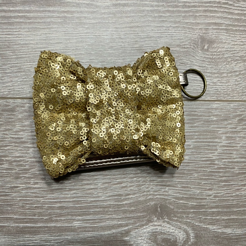 Aerie Card Holder